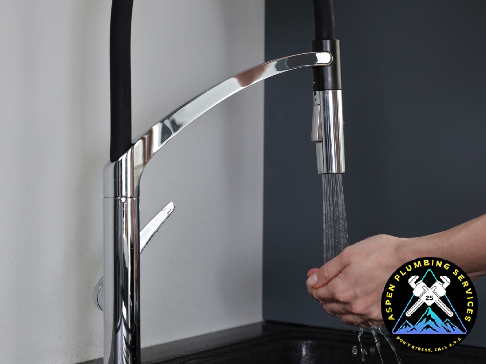 Are Touchless Kitchen Faucets Worth Installing?